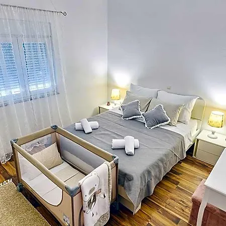 -zadar 4*